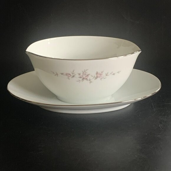 Noritake China “Gail” Gravy Boat with Under Plate #6710